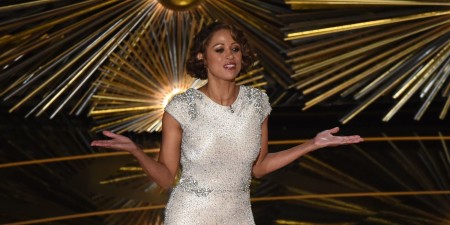 Stacey Dash’s brief appearance on stage at the Oscars was met with a mixture of confusion and derision
